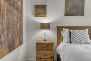 Photo 26- click for photo gallery